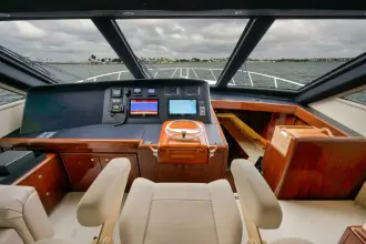 Thumbnail von Viking 52 Sport Coupe Smooth Operator