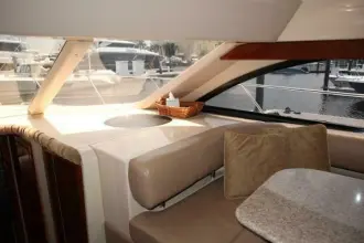 Thumbnail von Meridian 411 Limousine Mary K