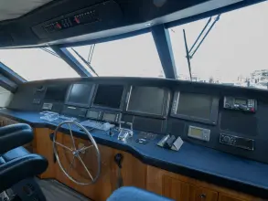Thumbnail von Viking 74 Enclosed Bridge STREAM RUNNER