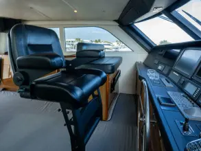 Thumbnail von Viking 74 Enclosed Bridge STREAM RUNNER