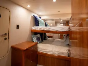 Thumbnail von Viking 74 Enclosed Bridge STREAM RUNNER