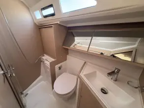 Thumbnail von Beneteau Oceanis 40.1