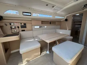 Thumbnail von Beneteau Oceanis 40.1