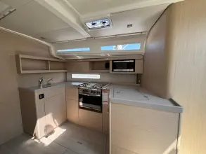 Thumbnail von Beneteau Oceanis 40.1