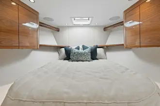 Thumbnail von Viking 48 Convertible auf Lager 2025 Viking 58C 58-552
