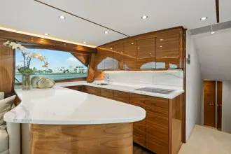 Thumbnail von Viking 48 Convertible auf Lager 2025 Viking 58C 58-552