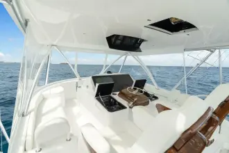 Thumbnail von Viking 48 Convertible auf Lager 2025 Viking 58C 58-552