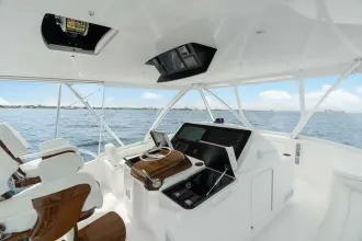 Thumbnail von Viking 48 Convertible auf Lager 2025 Viking 58C 58-552