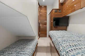 Thumbnail von Viking 48 Convertible auf Lager 2025 Viking 58C 58-552