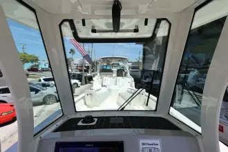 Thumbnail von Boston Whaler 280 Dauntless