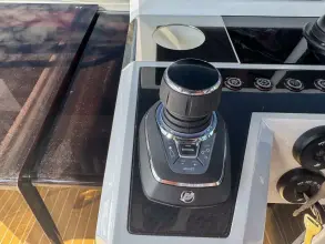 Thumbnail von De Antonio Yachts D42