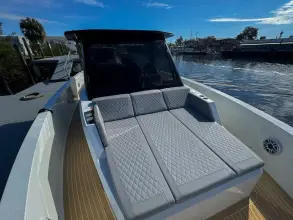 Thumbnail von De Antonio Yachts D42