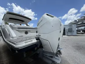 Thumbnail von Sea Ray SLX 310 Außenborder