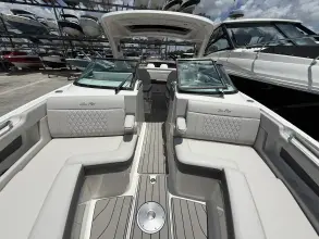 Thumbnail von Sea Ray SLX 310 Außenborder