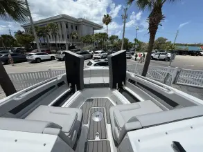 Thumbnail von Sea Ray SLX 310 Außenborder