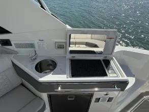 Thumbnail von Sea Ray 320 Sundancer Außenborder