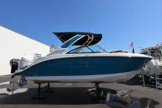 Sea Ray SDX 230 Outboard