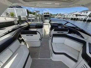 Thumbnail von Sea Ray SLX 310 Freedom
