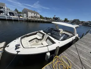 Thumbnail von Sea Ray SLX 310 Freedom