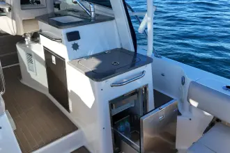 Thumbnail von Boston Whaler 345 Conquest Whaler 345 Conquest - Voll ausgestattet