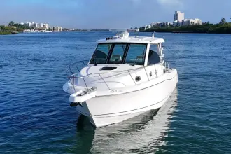 Thumbnail von Boston Whaler 345 Conquest Whaler 345 Conquest - Voll ausgestattet