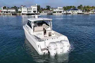 Thumbnail von Boston Whaler 345 Conquest Whaler 345 Conquest - Voll ausgestattet