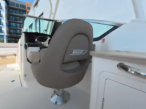 Thumbnail von Boston Whaler 240 Vantage
