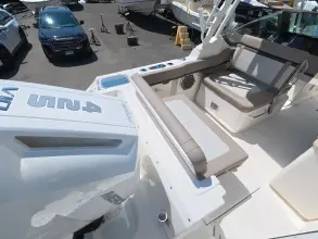 Thumbnail von Boston Whaler 240 Vantage