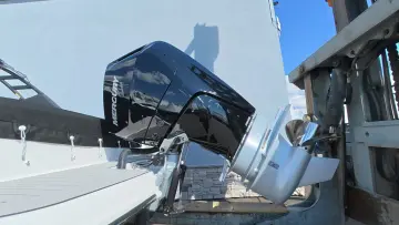 Thumbnail von Sea Ray SDX 270 Außenborder