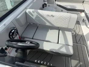 Thumbnail von Sea Ray SDX 270 Surf