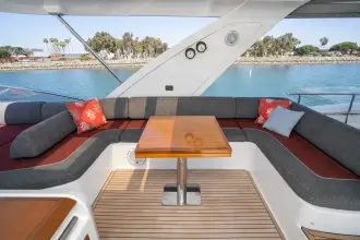 Thumbnail von Azimut 60 Fly