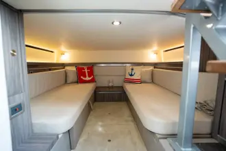 Thumbnail von Sea Ray 320 DA OB