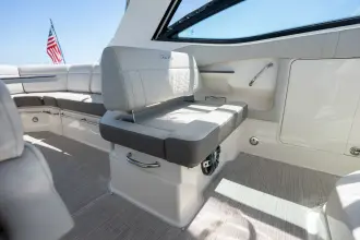 Thumbnail von Sea Ray 320 DA OB