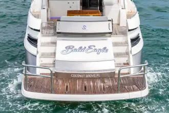 Thumbnail von Riviera 6000 Sport Yacht