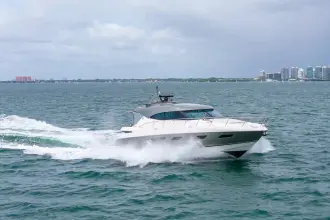 Thumbnail von Riviera 6000 Sport Yacht