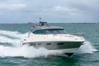 Thumbnail von Riviera 6000 Sport Yacht