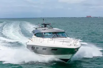 Thumbnail von Riviera 6000 Sport Yacht
