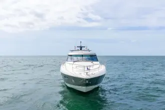 Thumbnail von Riviera 6000 Sport Yacht