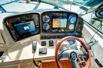 Thumbnail von Sea Ray Sundancer 38