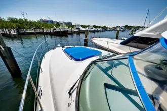 Thumbnail von Sea Ray Sundancer 38