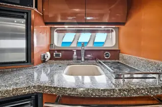 Thumbnail von Sea Ray Sundancer 38
