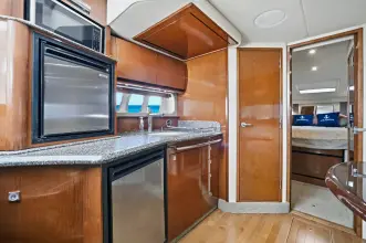 Thumbnail von Sea Ray Sundancer 38