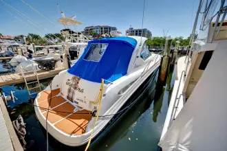 Thumbnail von Sea Ray Sundancer 38