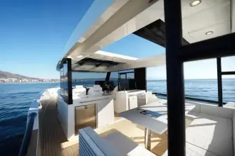 Thumbnail von De Antonio Yachts D50