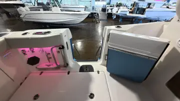 Thumbnail von Boston Whaler 405 Conquest