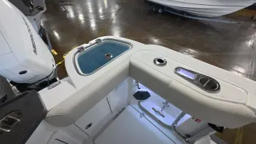 Thumbnail von Boston Whaler 405 Conquest