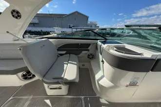 Thumbnail von Sea Ray SLX 310