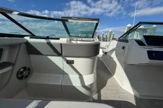 Thumbnail von Sea Ray SLX 310