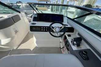 Thumbnail von Sea Ray SLX 310