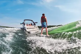 Thumbnail von Sea Ray SDX 230 Surf